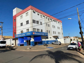 Hotel Londe - By Up Hotel